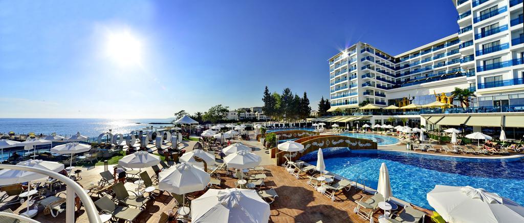 Azura Deluxe Resort & Spa Avsallar Exterior photo