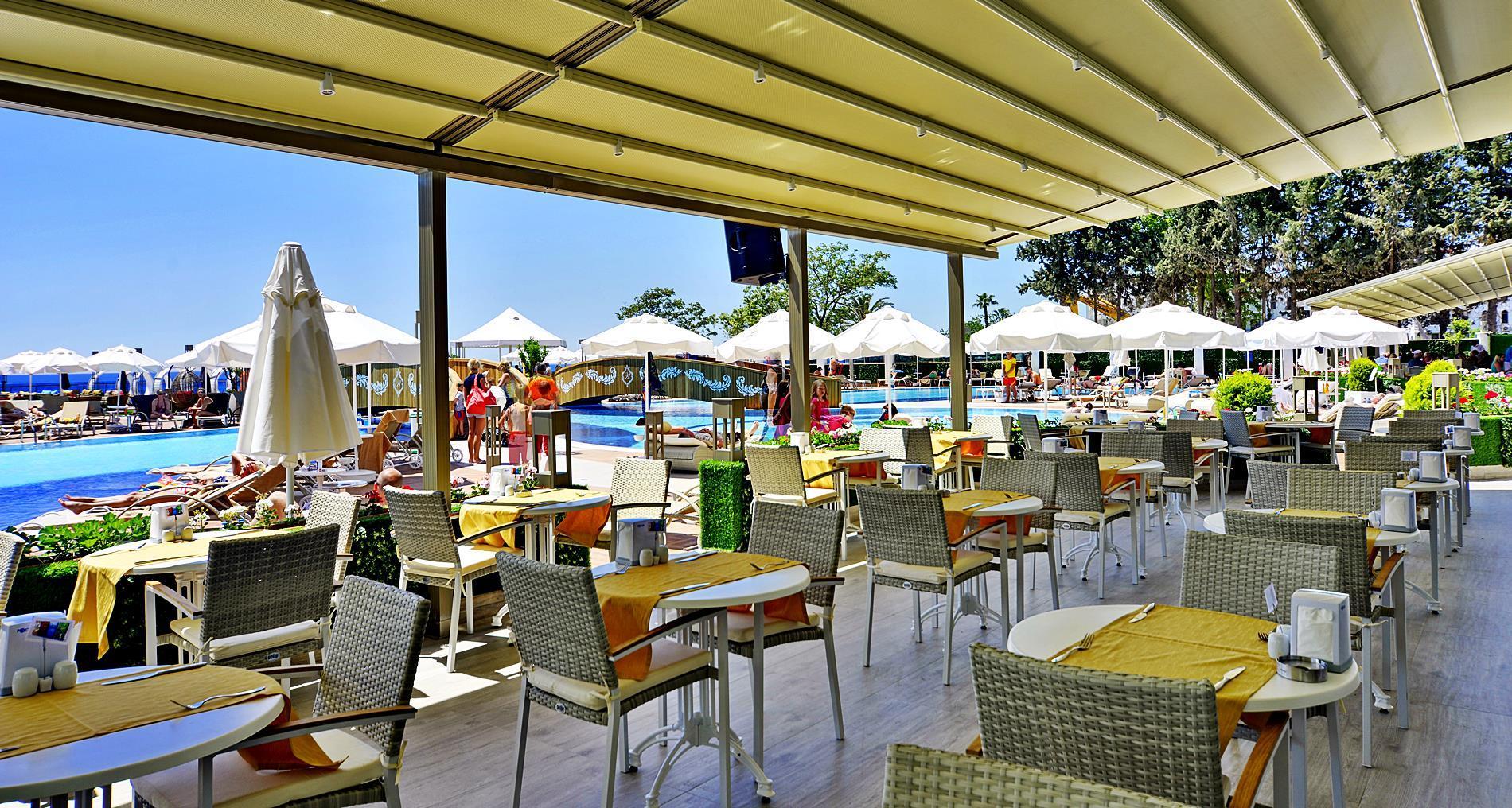 Azura Deluxe Resort & Spa Avsallar Exterior photo