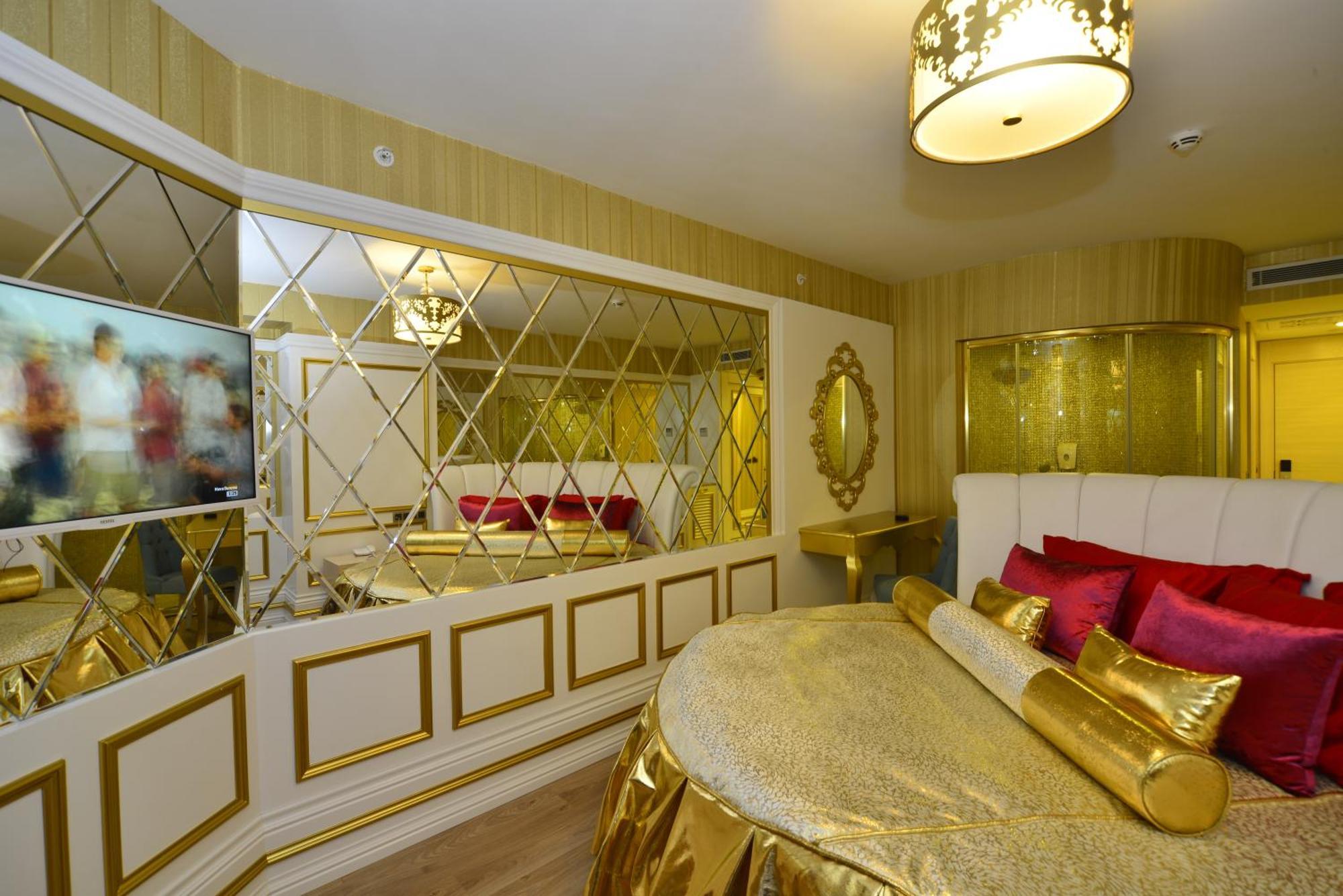 Azura Deluxe Resort & Spa Avsallar Room photo